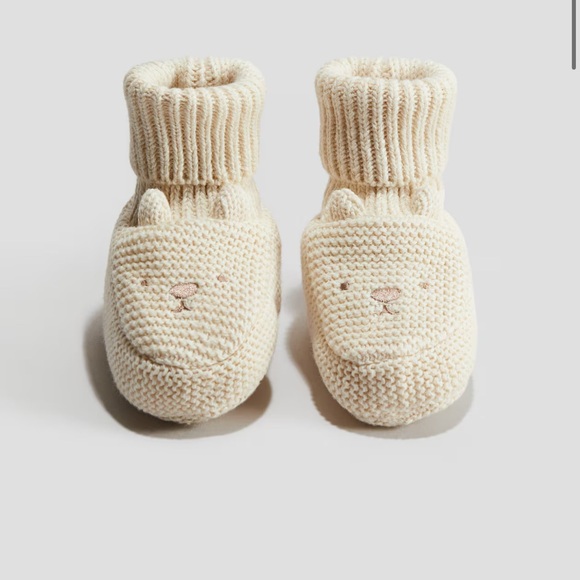 Cream Knitted Baby Hat with Bear Ears, and Cotton knit slipper socks. - Picture 2 of 4